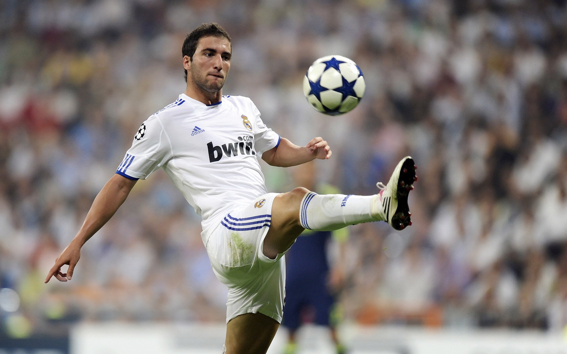 开云体育官方网站-英超豪门球队新赛季目标规划,英超豪门俱乐部